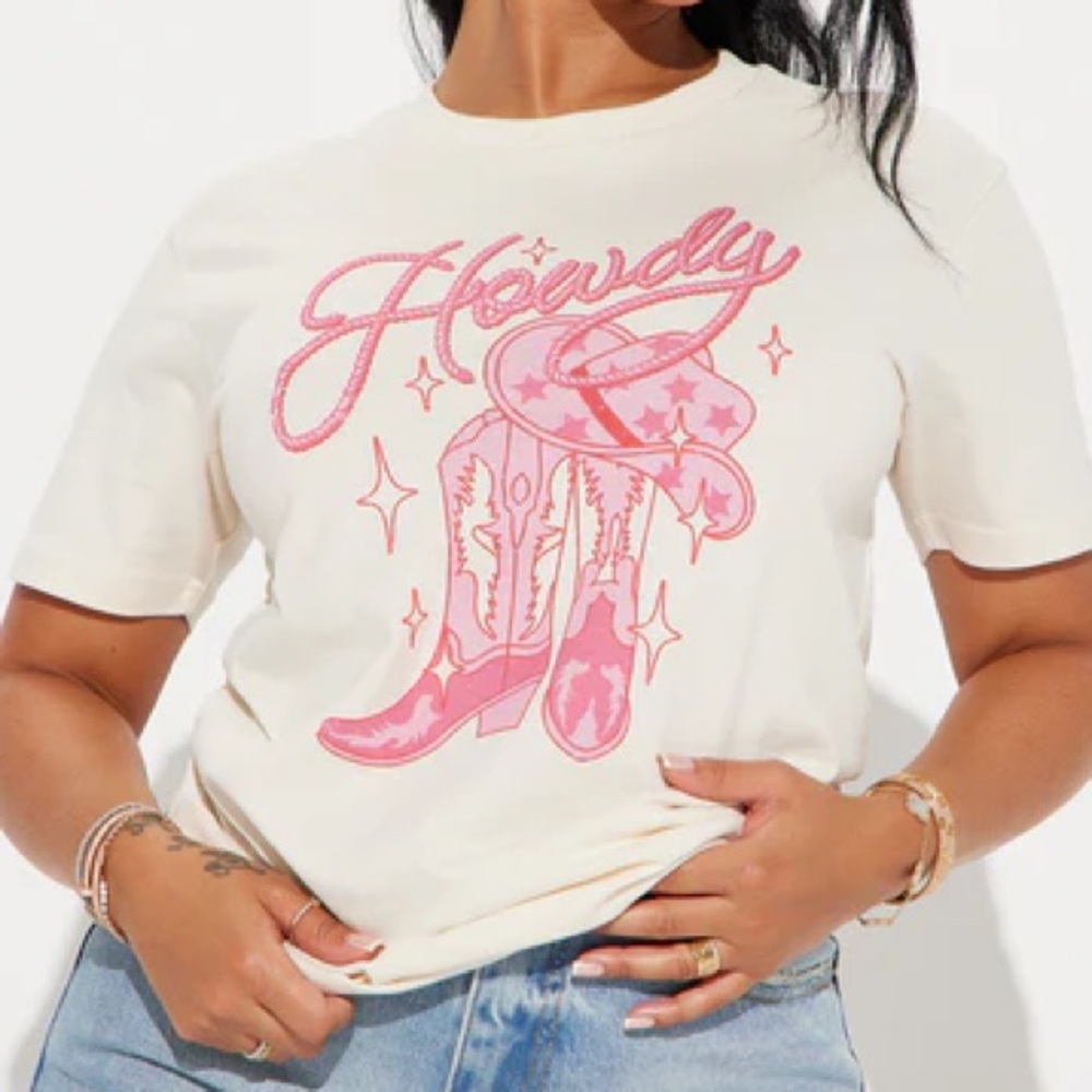 Fashion Nova Howdy Graphic Tee
